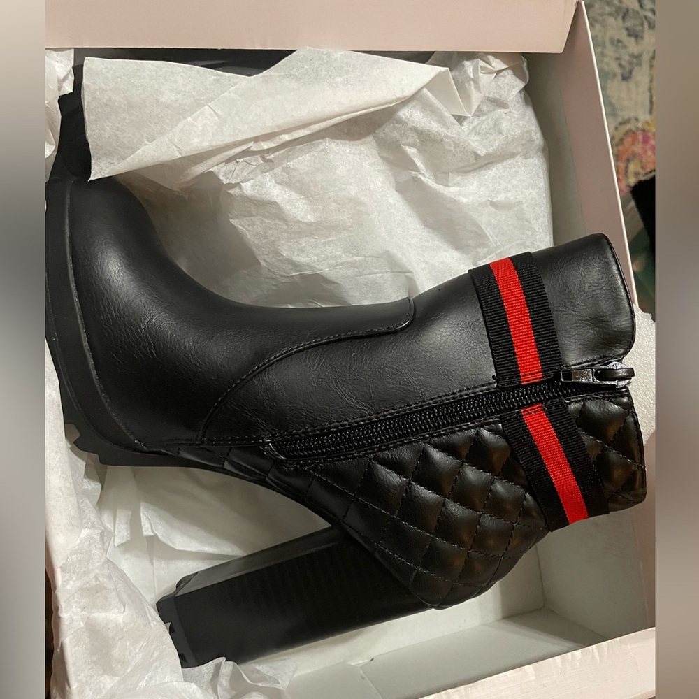Heeled Black Boots